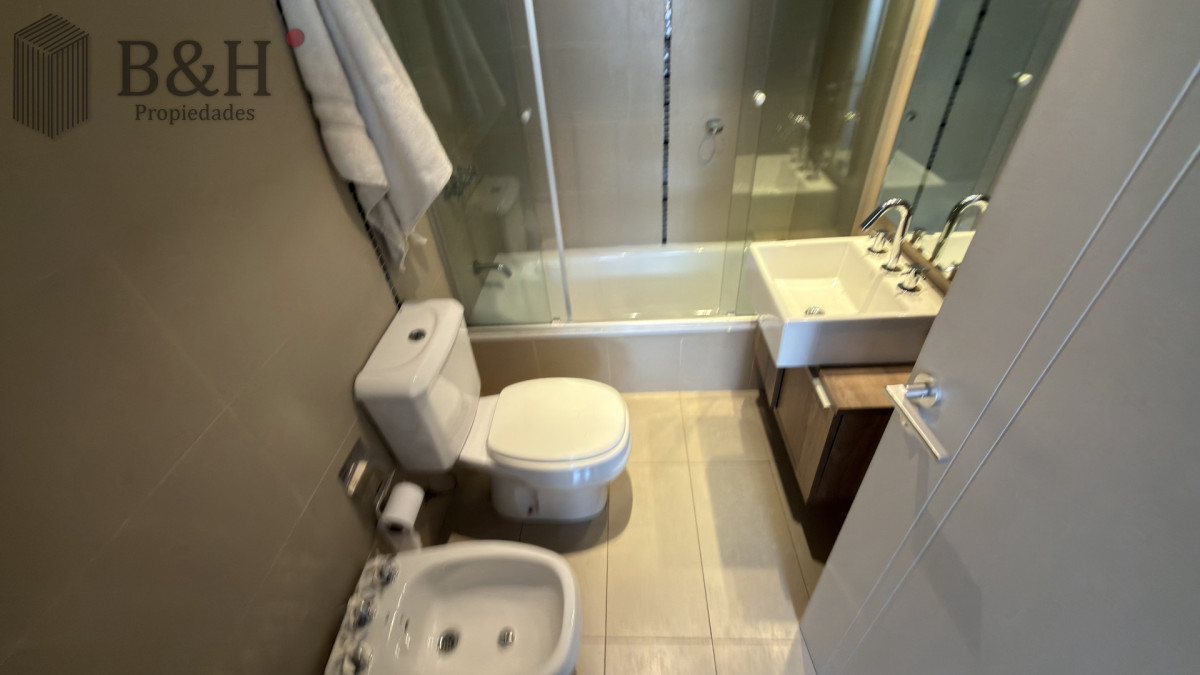 Apartamento ID.8063 - Apartamento peninsula oportunidad única a metros  del puerto 