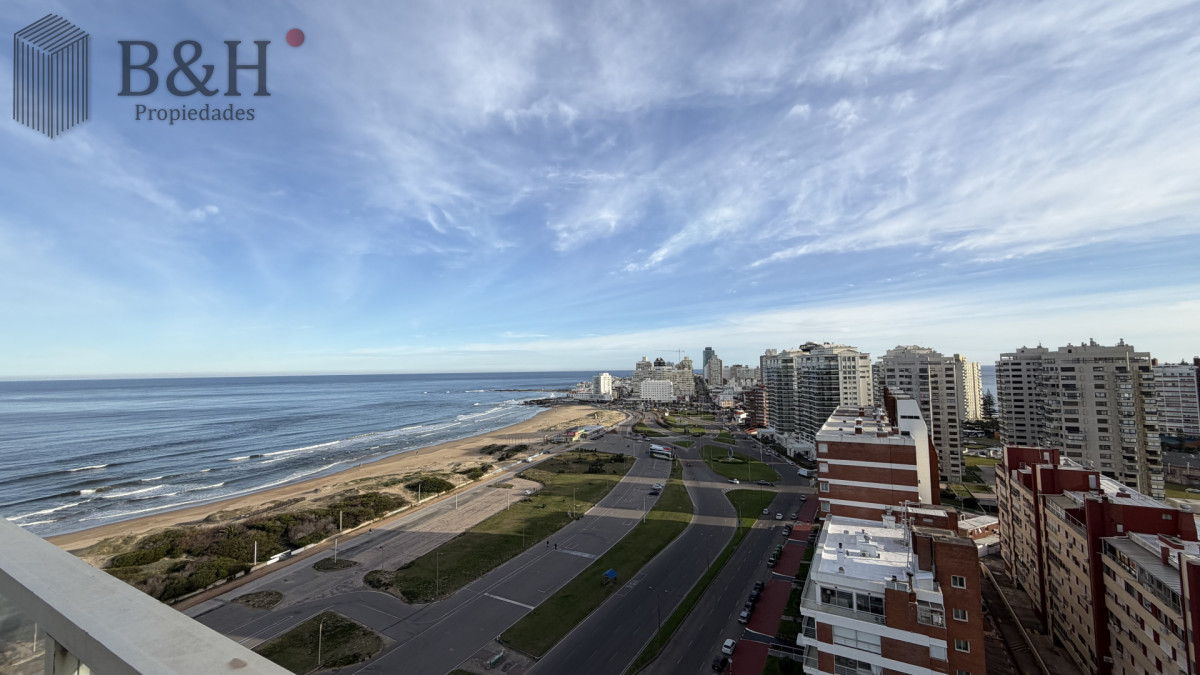 Apartamento ID.7899 - PLAYA BRAVA PENT HOUSE
