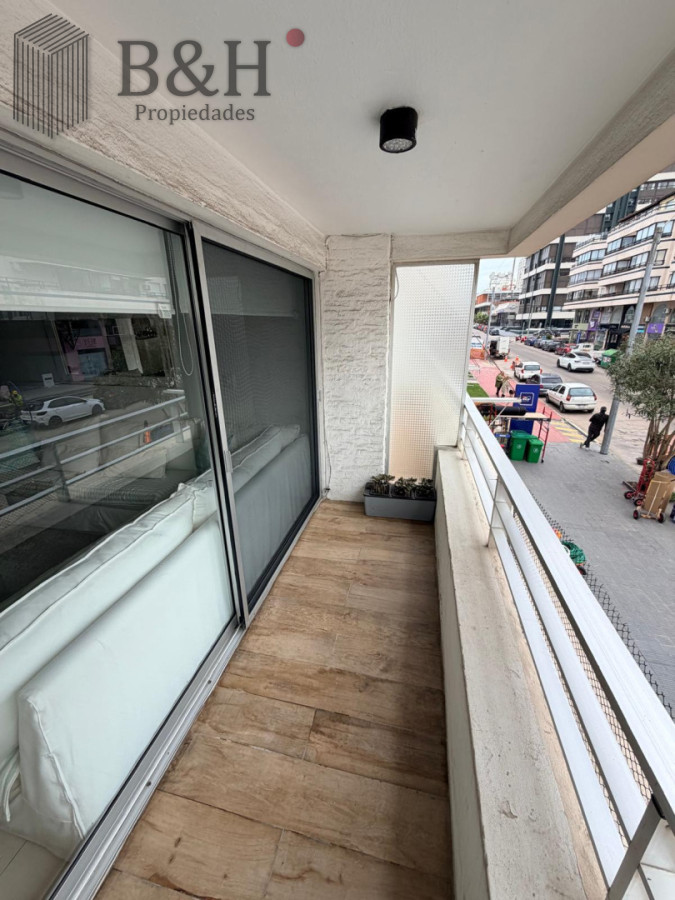 Apartamento ID.7906 - Apartamento tipo casa en plena pensula 