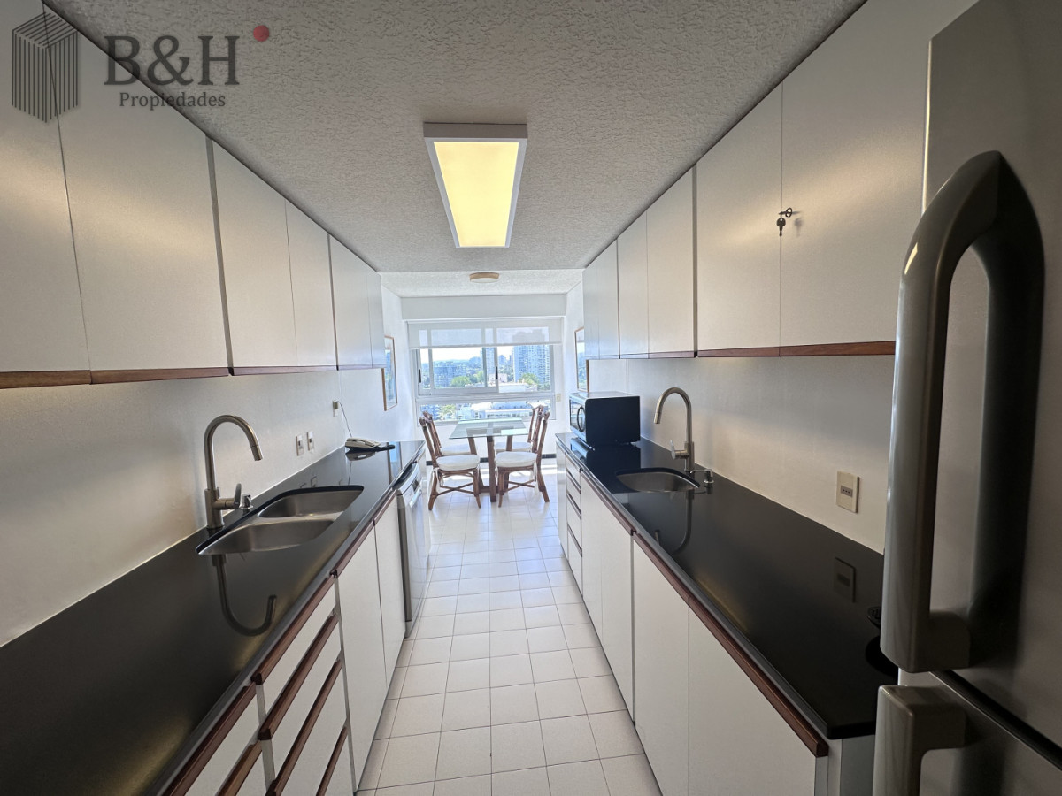 Apartamento ID.6586 - Venta Tiburon II vista excelente