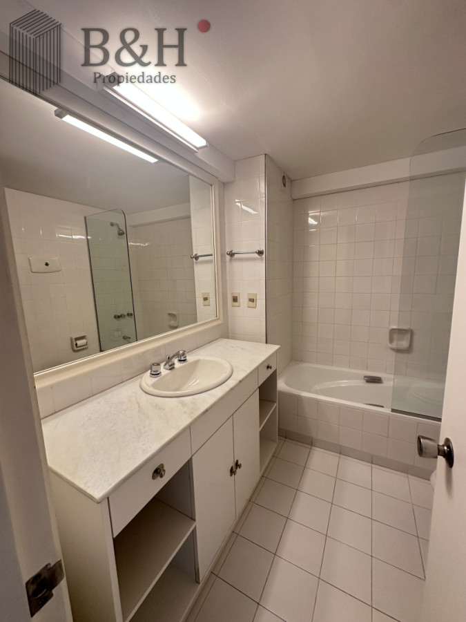 Apartamento ID.6586 - Venta Tiburon II vista excelente