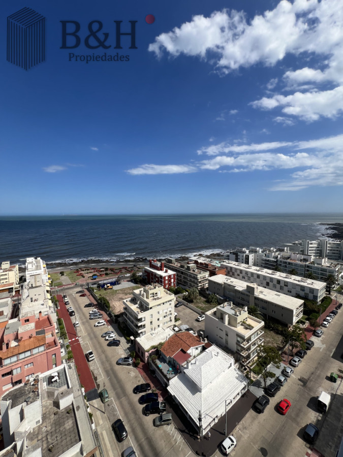 Apartamento ID.7936 - Venta en piso alto PENINSULA