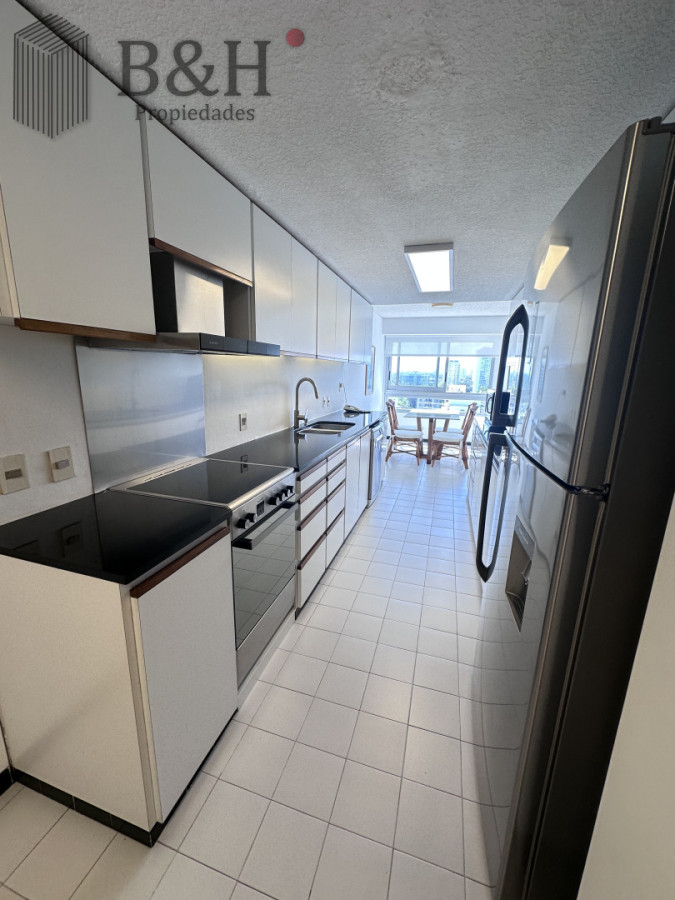 Apartamento ID.6586 - Venta Tiburon II vista excelente