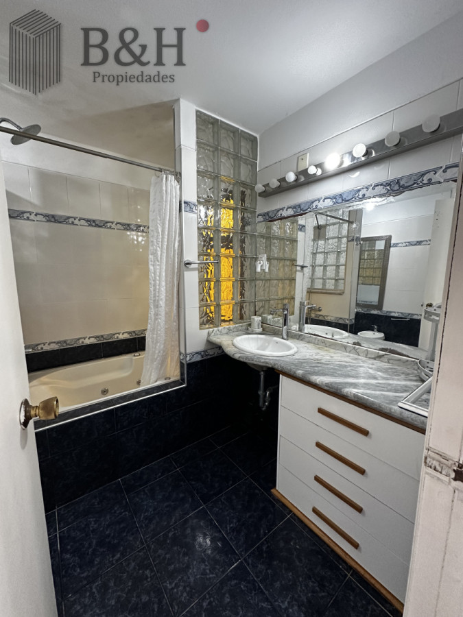 Casa ID.5315 - Alquiler Anual – Casa en Barrio Cantegril