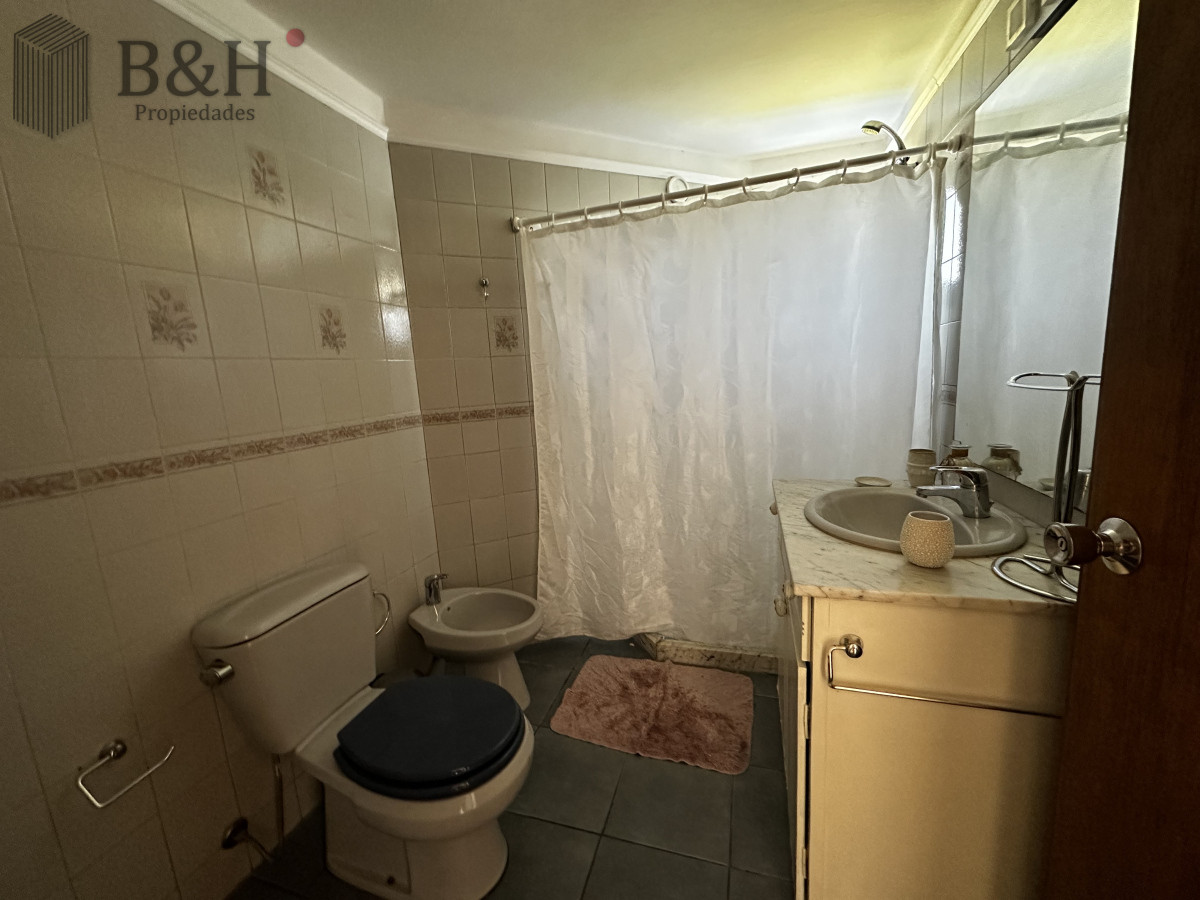 Casa ID.5315 - Alquiler Anual – Casa en Barrio Cantegril