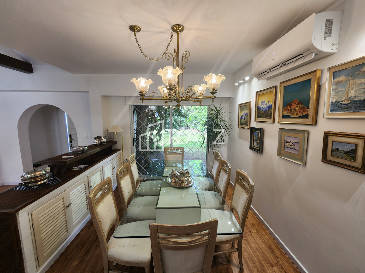 Casa ID.11917 - VENTA CASA 4 DORMITORIOS BARRIO CANTEGRIL