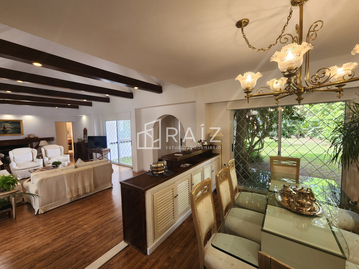 Casa ID.11917 - VENTA CASA 4 DORMITORIOS BARRIO CANTEGRIL