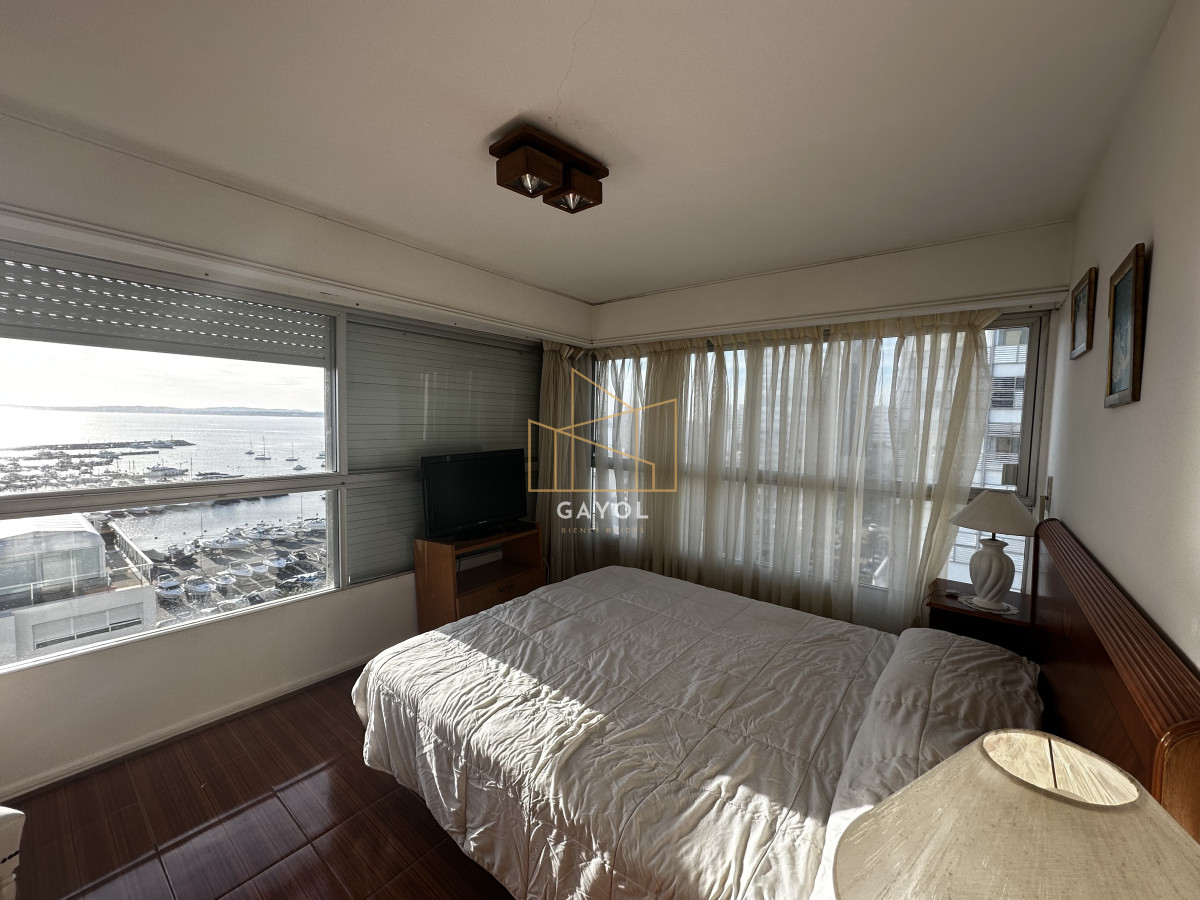Apartamento ID.876 - Frente al puerto
