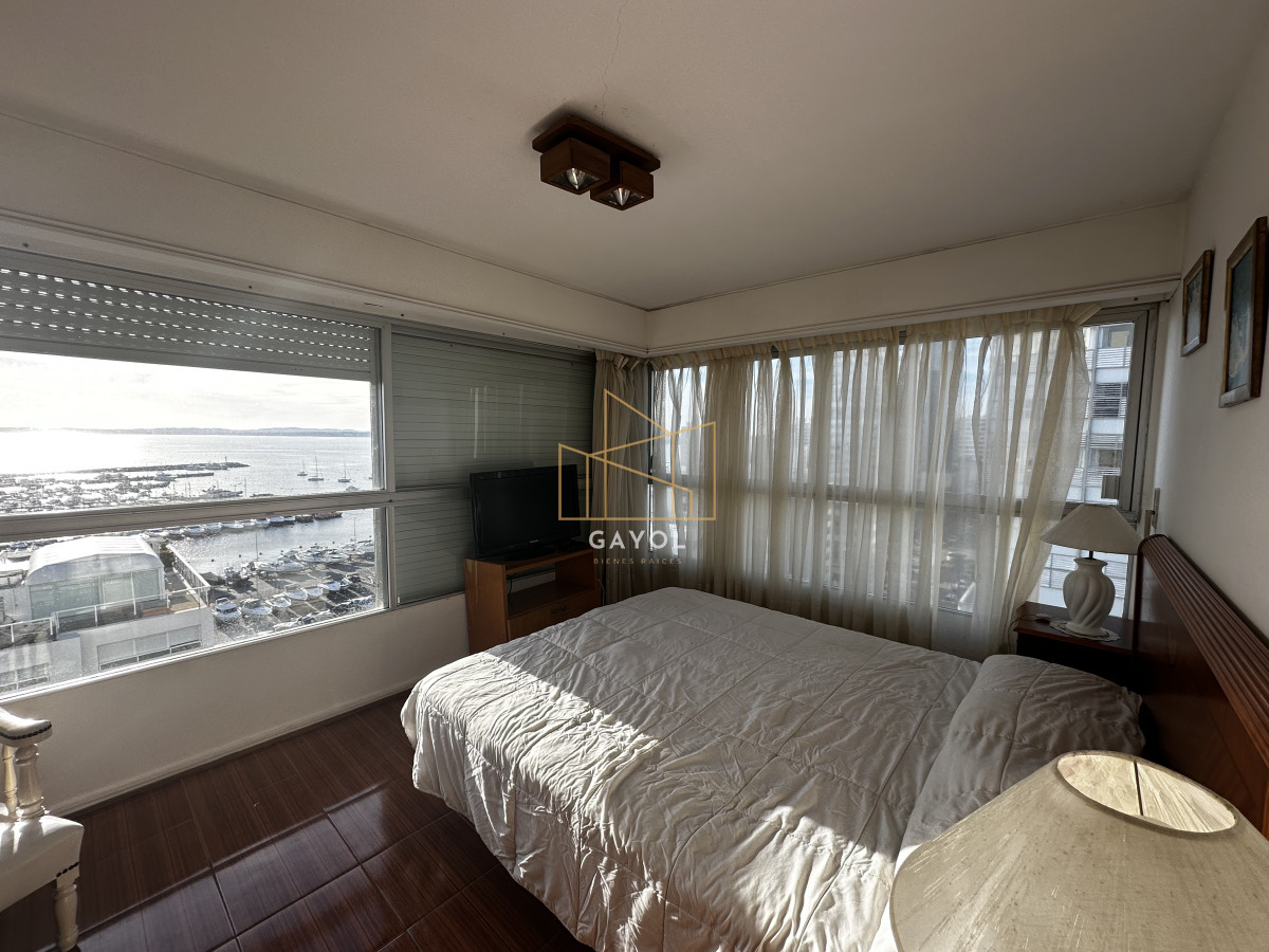 Apartamento ID.876 - Frente al puerto