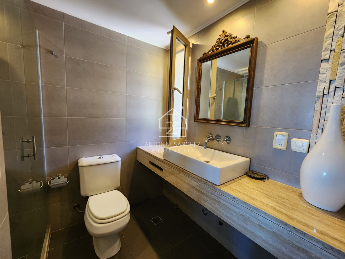 Casa ID.3156 - casa primera fila de la mansa parada 27