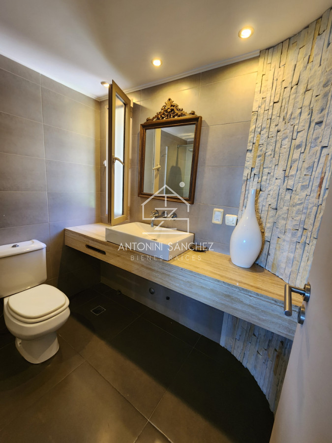 Casa ID.3156 - casa primera fila de la mansa parada 27