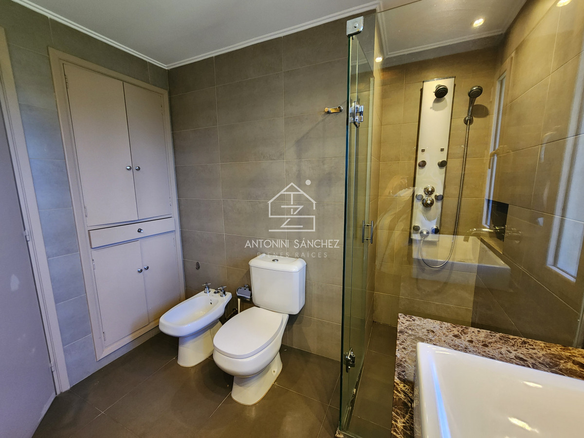 Casa ID.3156 - casa primera fila de la mansa parada 27