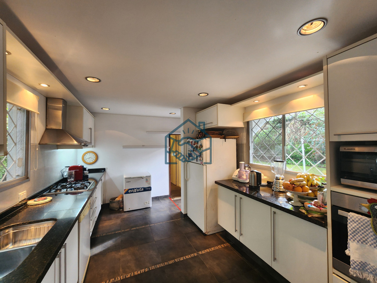 Casa ID.1469/casa-en-barrio-cantegril,-un-lugar-para-vivir-y-soñar- - casa en barrio cantegril, un lugar para vivir y soñar 