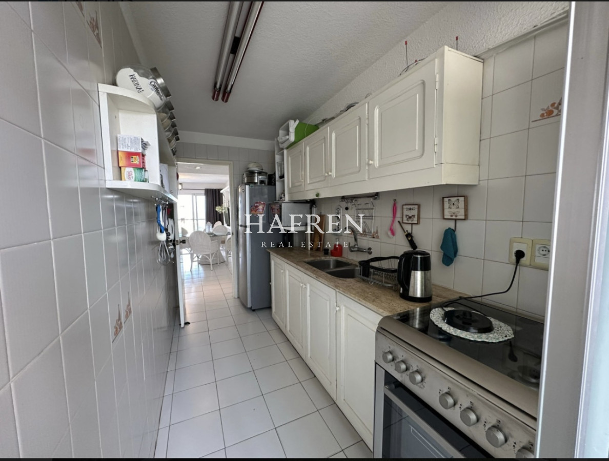 Apartamento ID.248 - Oportunidad! apartamento de 2 dorm, frente a El Emir 