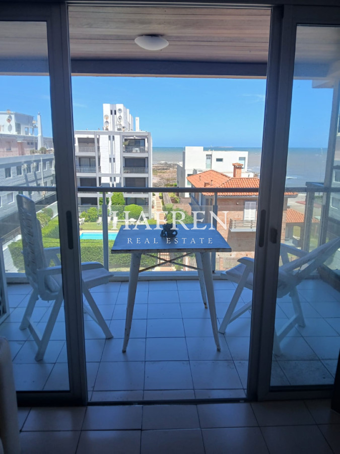 Apartamento ID.248 - Oportunidad! apartamento de 2 dorm, frente a El Emir 