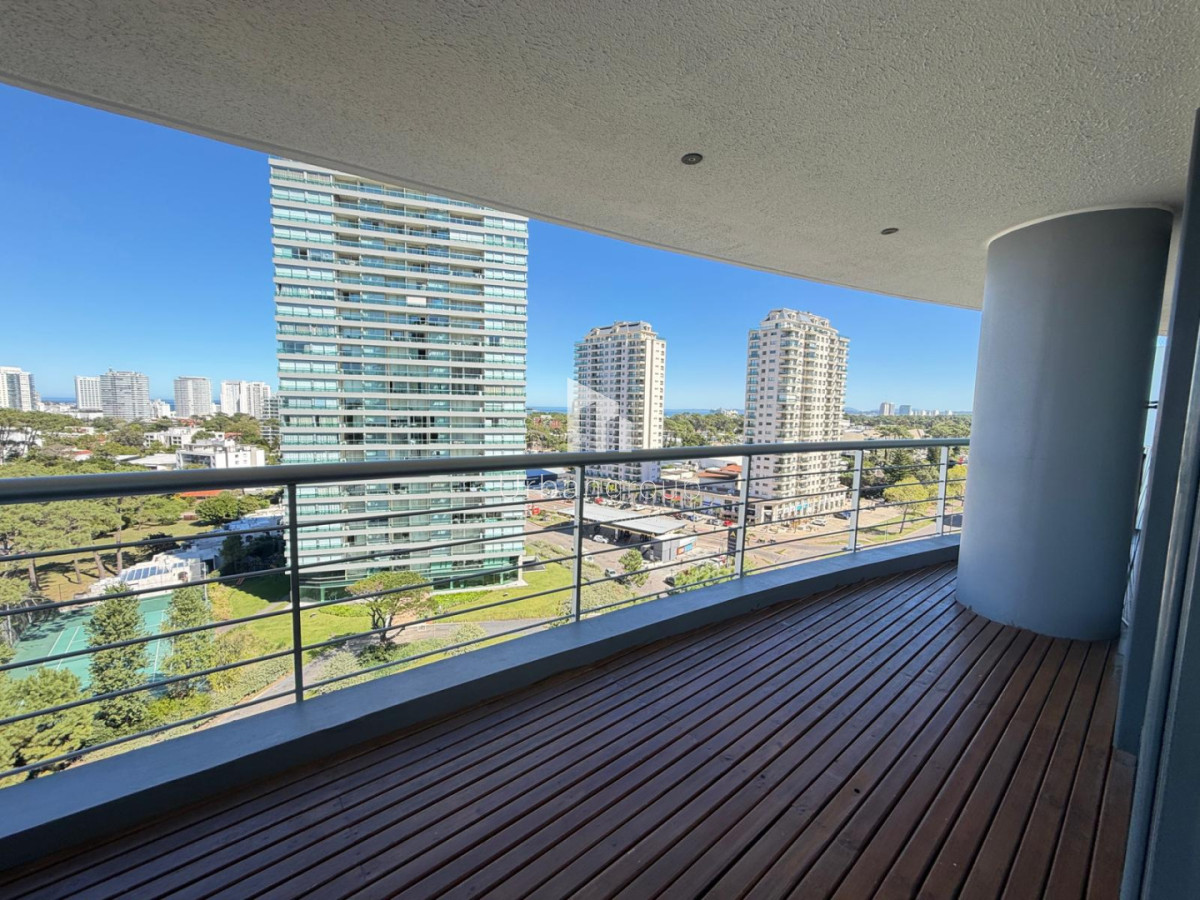 Apartamento ID.83 - Venta Apartamento 2 Dormitorios en Av. Roosvelt