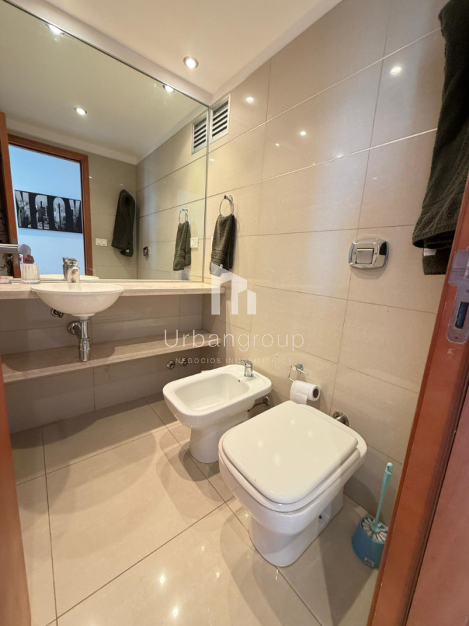 Apartamento ID.83 - Venta Apartamento 2 Dormitorios en Av. Roosvelt