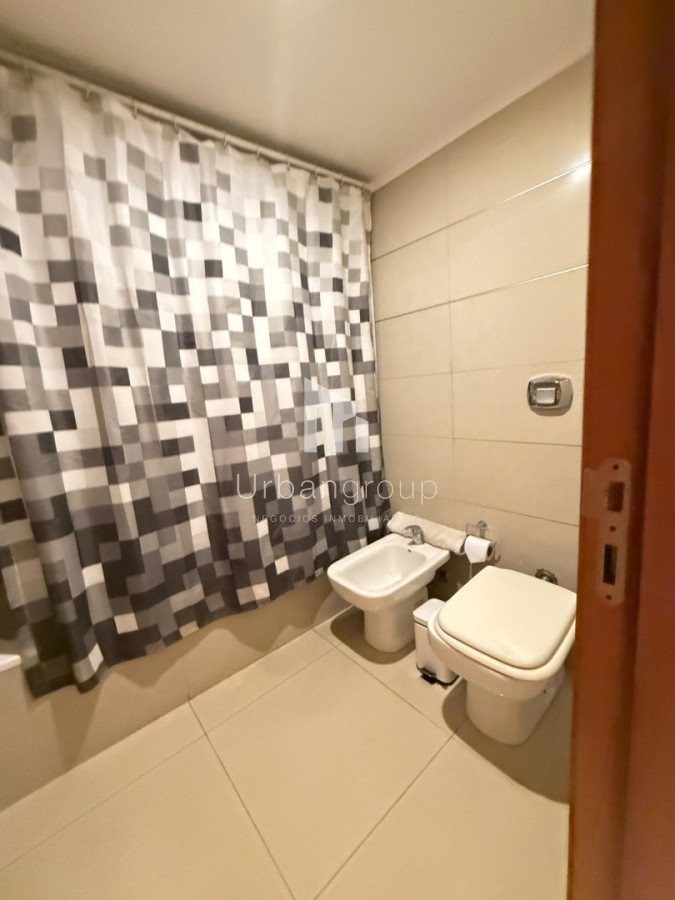 Apartamento ID.83 - Venta Apartamento 2 Dormitorios en Av. Roosvelt