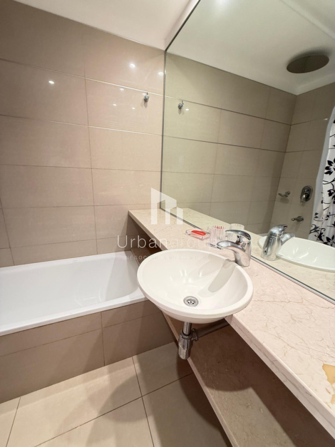 Apartamento ID.83 - Venta Apartamento 2 Dormitorios en Av. Roosvelt