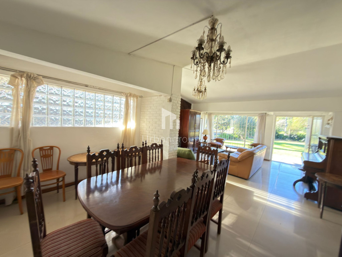 Casa en Venta de 3 dormitorios en parada 8 4