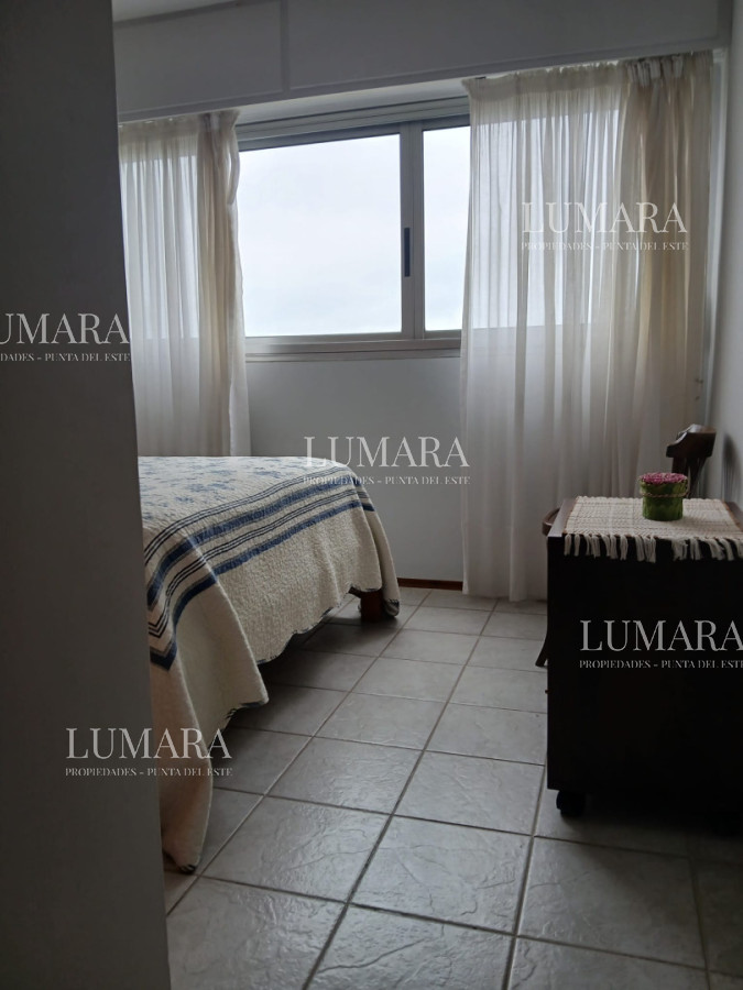Apartamento ID.2947 - VENTA APTO PRIMERA LINEA MANSA 