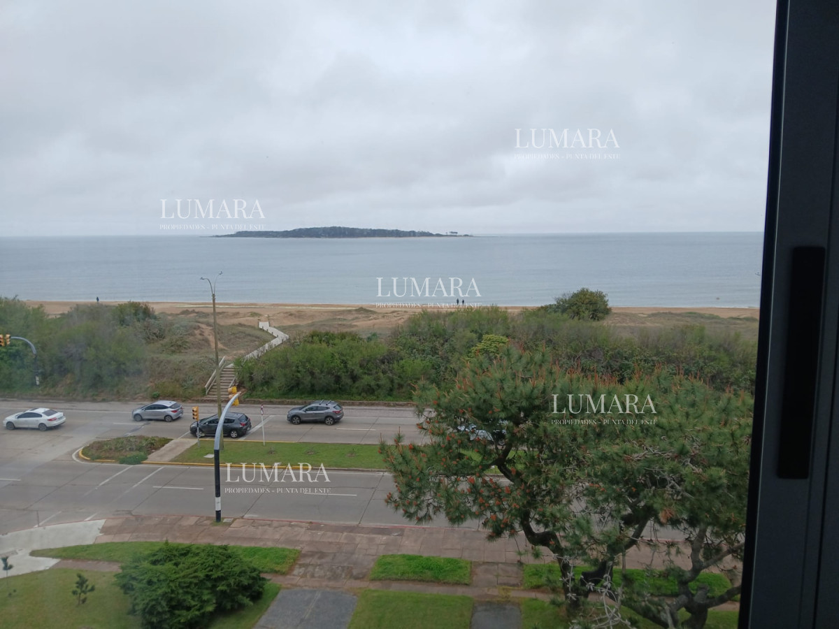 Apartamento ID.2947 - VENTA APTO PRIMERA LINEA MANSA 