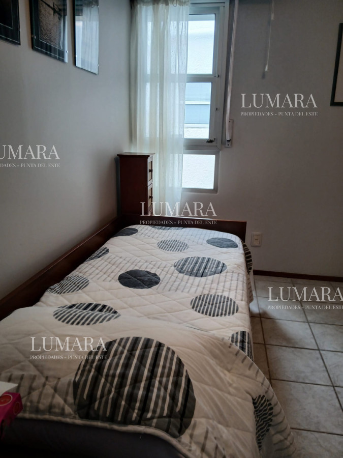 Apartamento ID.2947 - VENTA APTO PRIMERA LINEA MANSA 