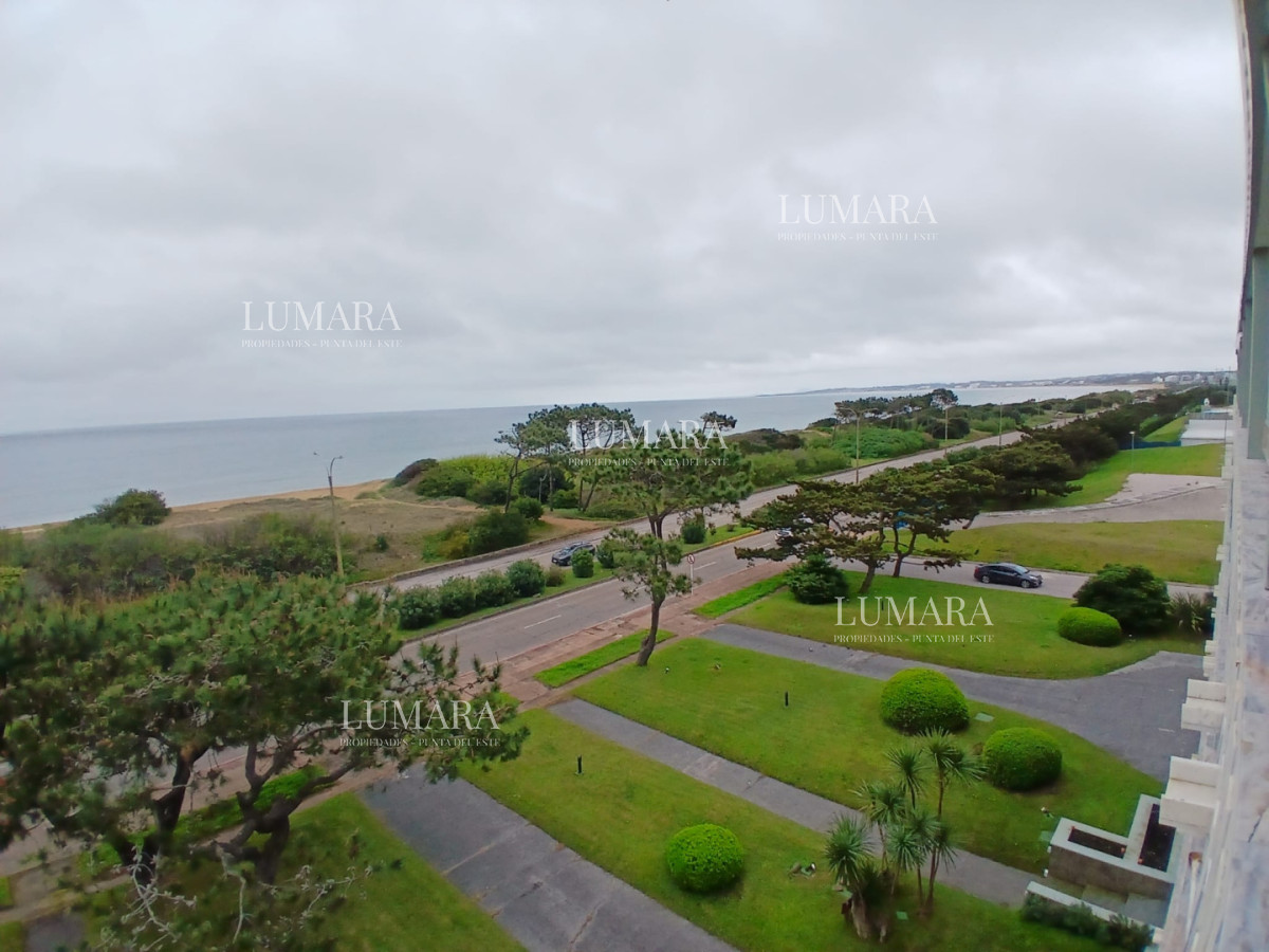 Apartamento ID.2947 - VENTA APTO PRIMERA LINEA MANSA 