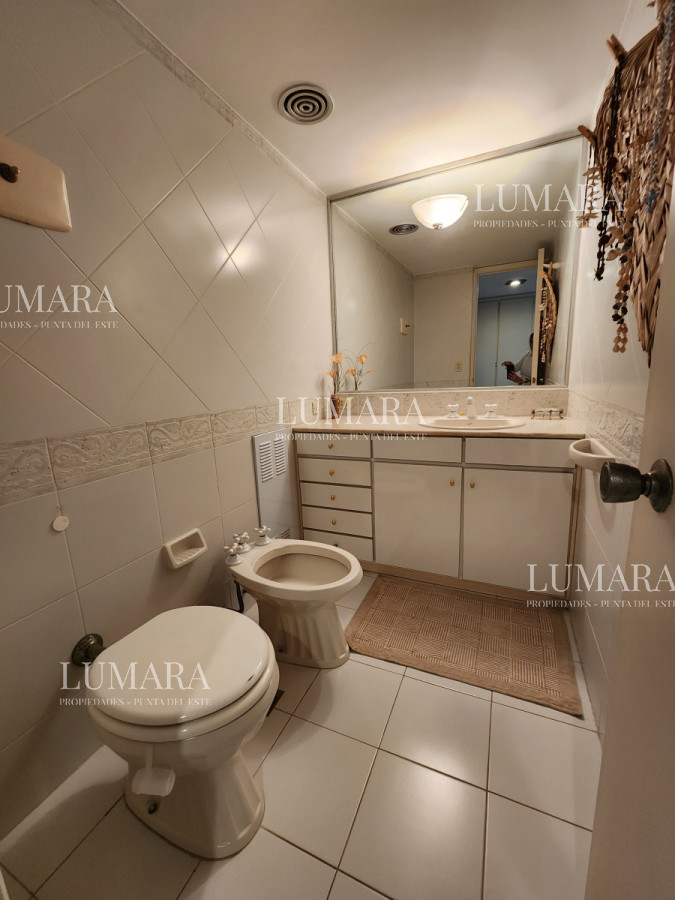 Apartamento ID.2143 - edificio delfin semi piso 