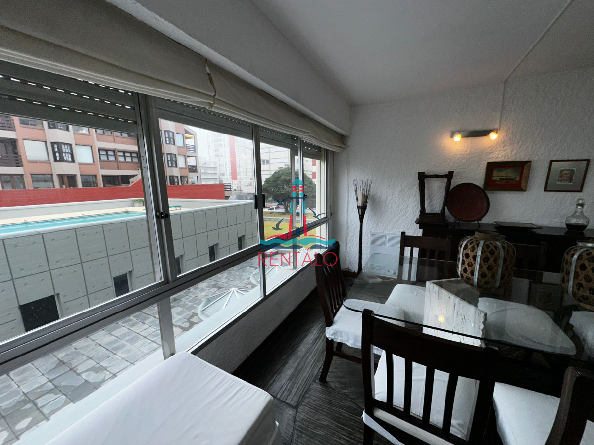 Apartamento ID.411 - Apartamento de 2 dormitorios en Punta del este oportunidad en venta 