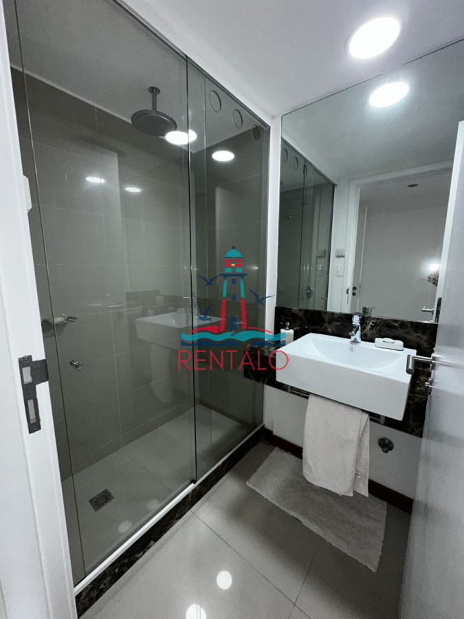 Apartamento ID.586 - Apartamento en venta de 3 dormitorios en Brava tiburón 