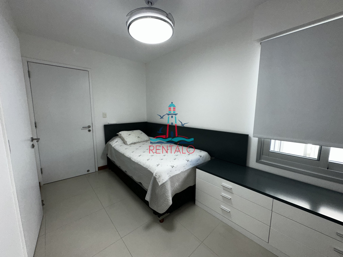 Apartamento ID.586 - Apartamento en venta de 3 dormitorios en Brava tiburón 