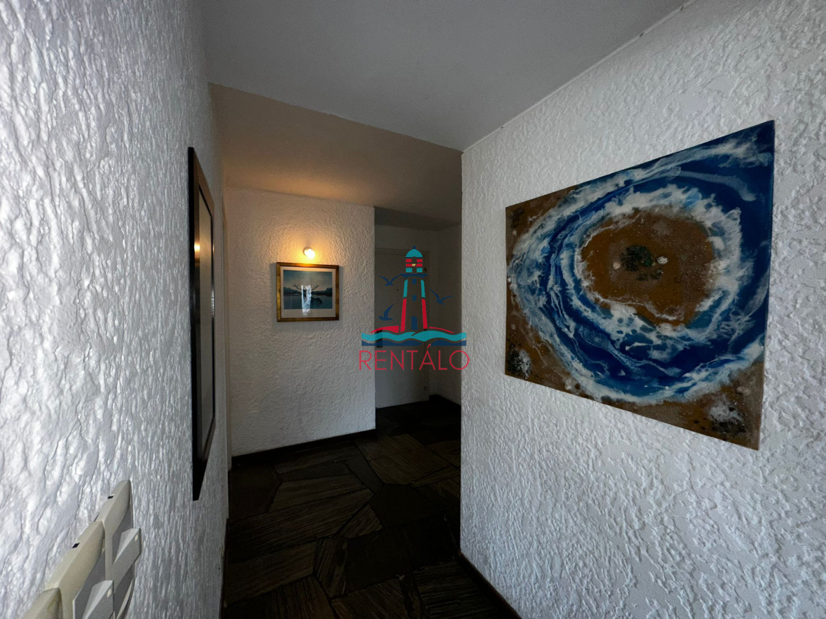 Apartamento ID.411 - Apartamento de 2 dormitorios en Punta del este oportunidad en venta 