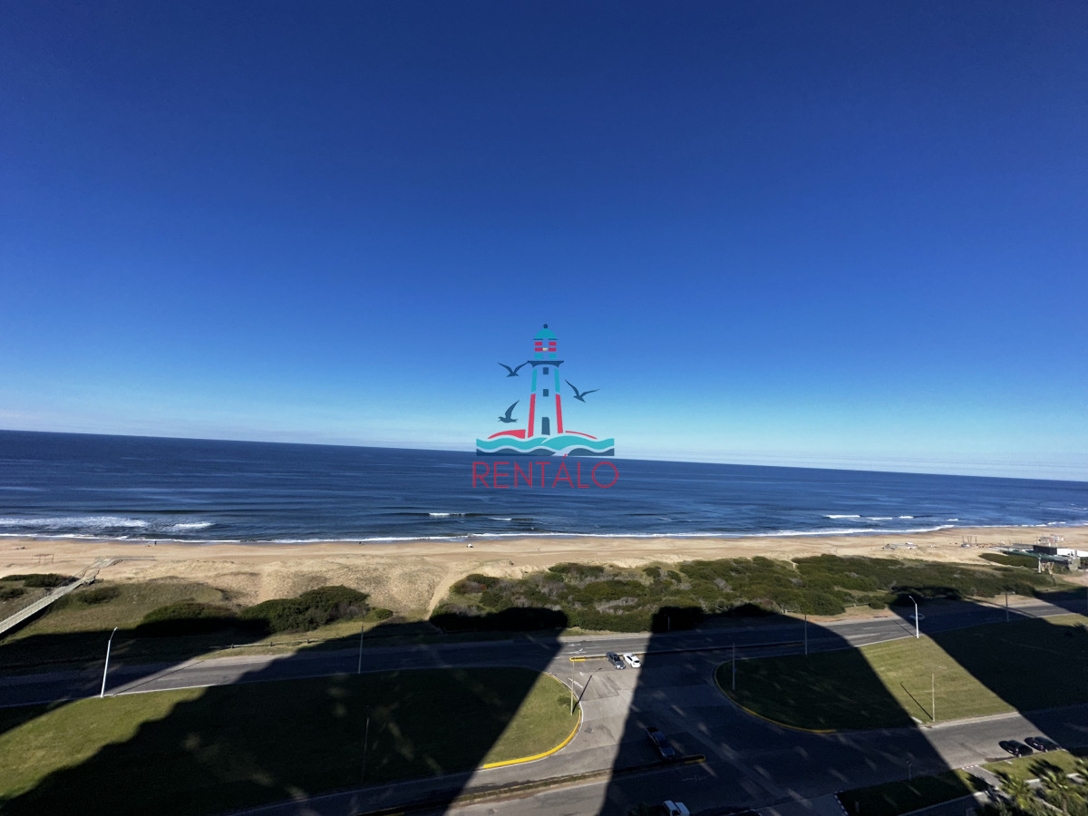 Apartamento ID.586 - Apartamento en venta de 3 dormitorios en Brava tiburón 