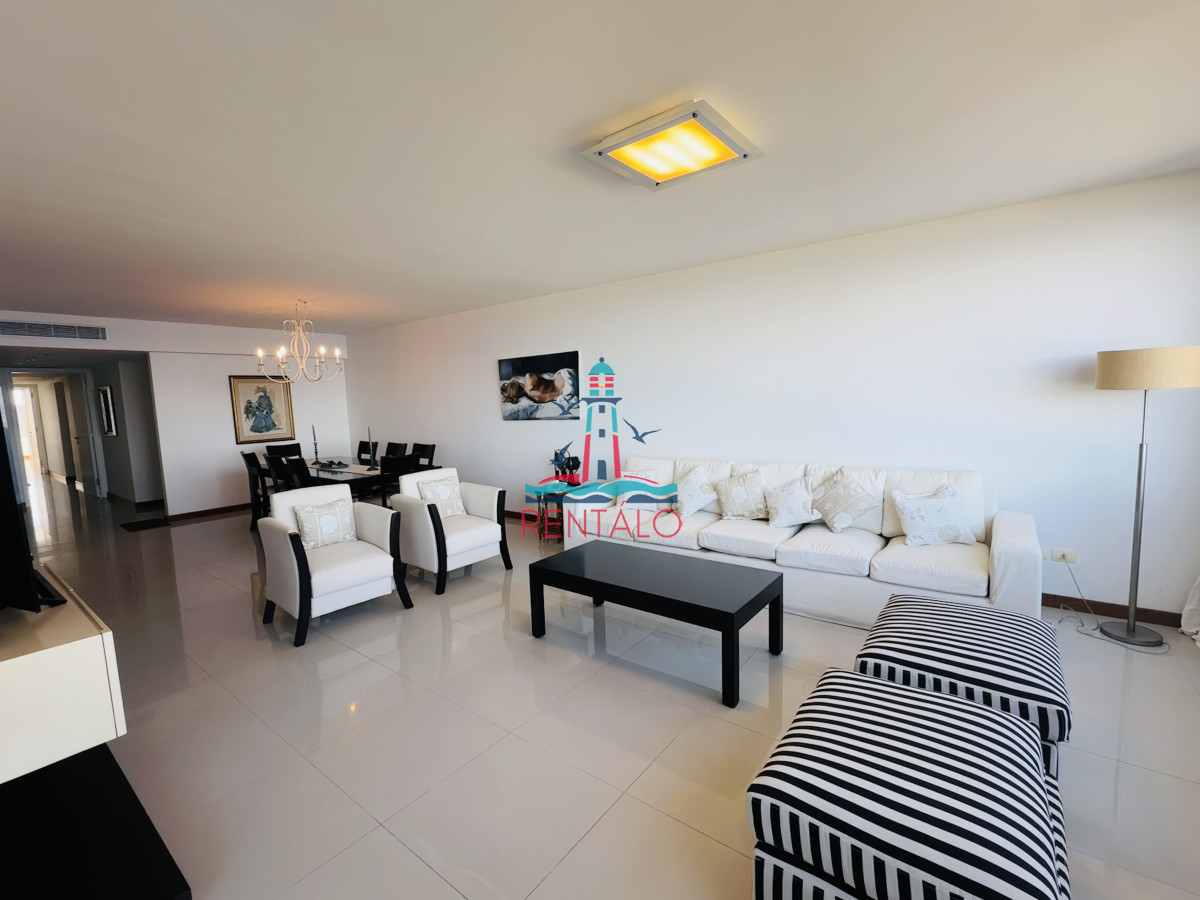 Apartamento ID.586 - Apartamento en venta de 3 dormitorios en Brava tiburón 