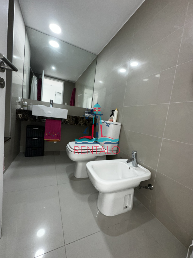 Apartamento ID.586 - Apartamento en venta de 3 dormitorios en Brava tiburón 