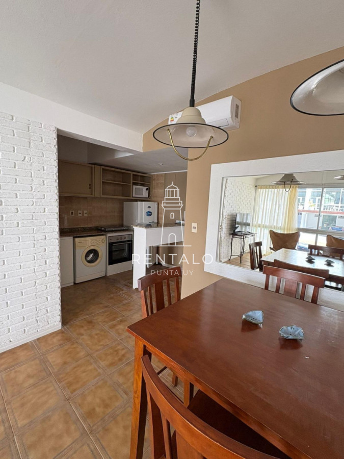 Apartamento ID.881 - Apartamento en alquiler anual de 1 dormitorio en Punta del este 