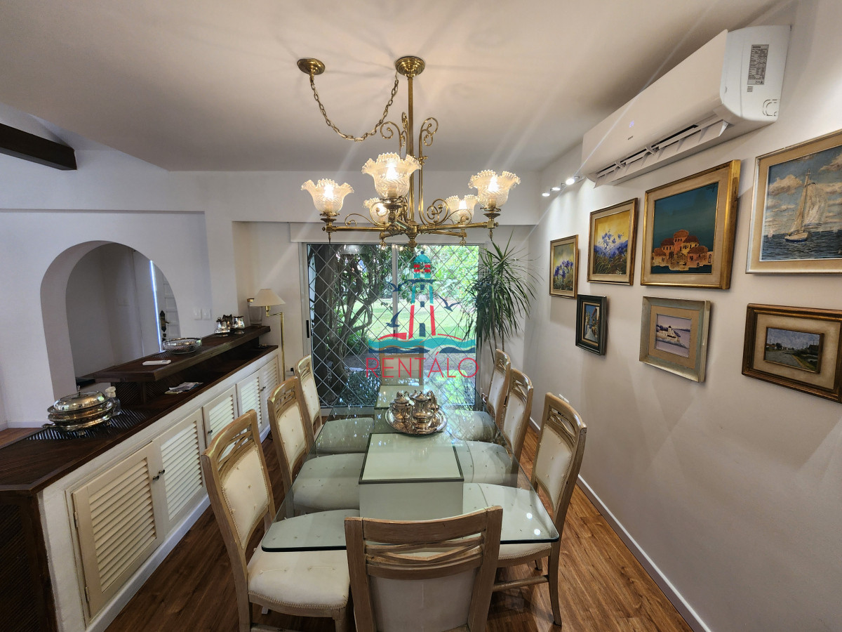 Casa ID.604 - casa en punta del este 4 dormitorios en venta cantegril