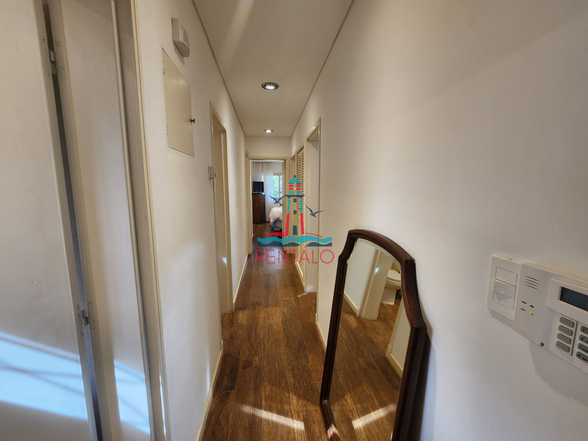 Casa ID.604 - casa en punta del este 4 dormitorios en venta cantegril