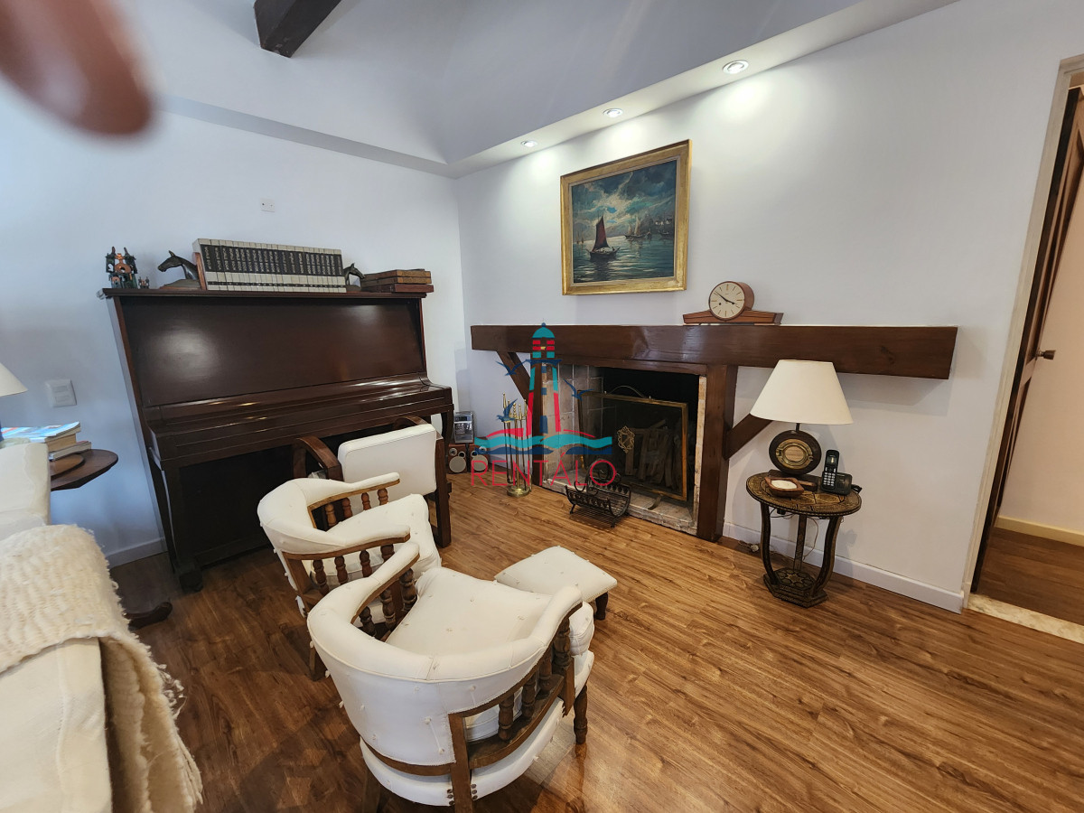 Casa ID.604 - casa en punta del este 4 dormitorios en venta cantegril