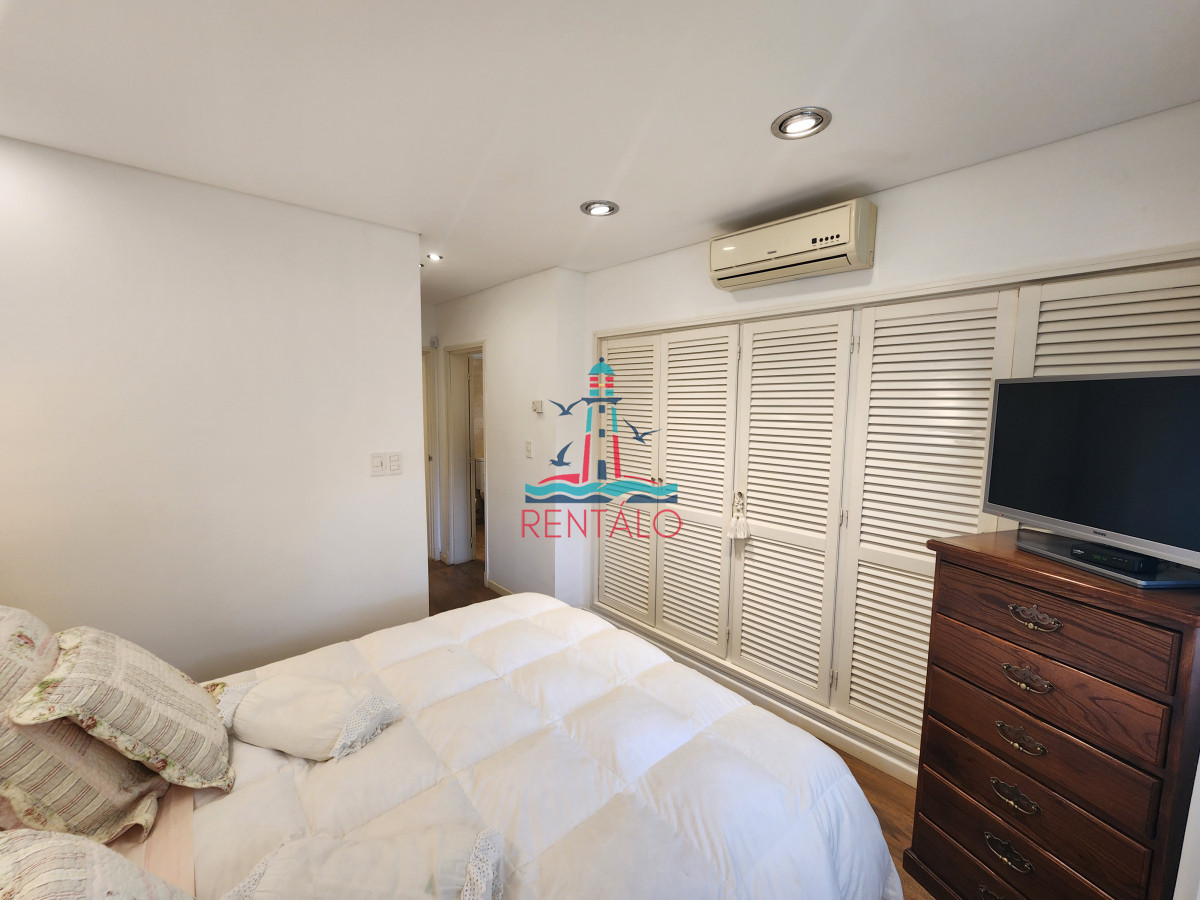 Casa ID.604 - casa en punta del este 4 dormitorios en venta cantegril