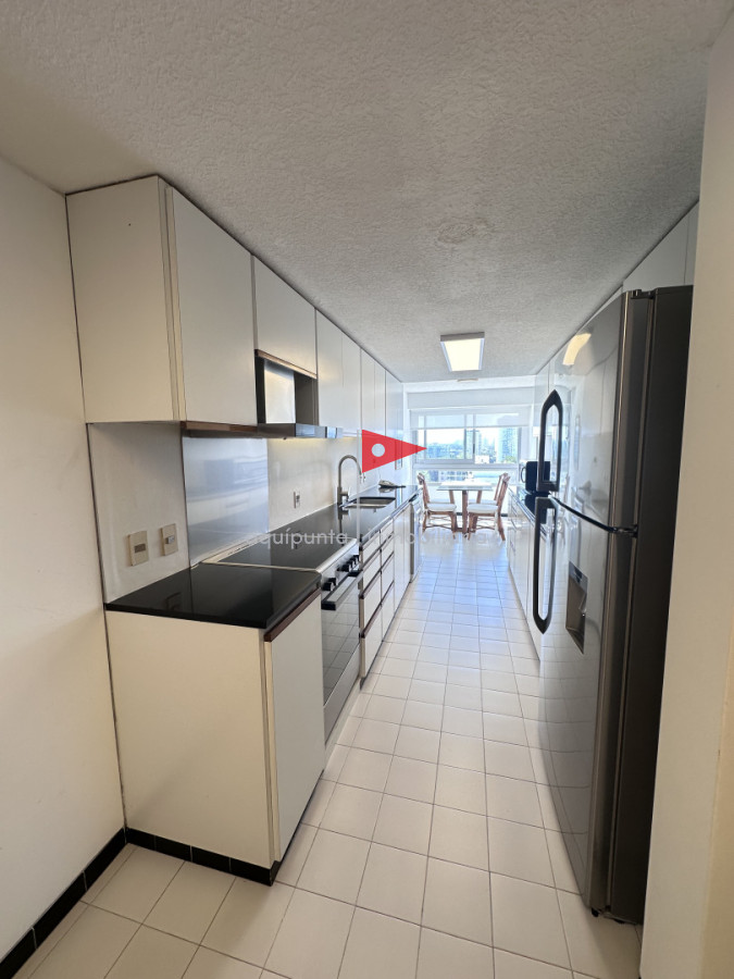 Apartamento ID.160 - Venta Tiburon II vista excelente