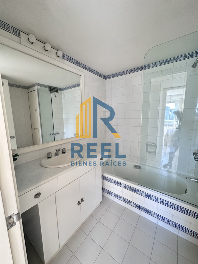 Apartamento ID.331 - Venta Tiburon II vista excelente