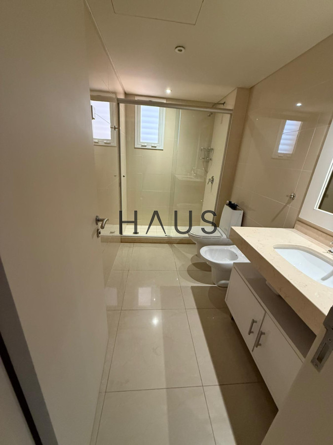 Apartamento ID.336 - SEMI PISO EN AQUARELA