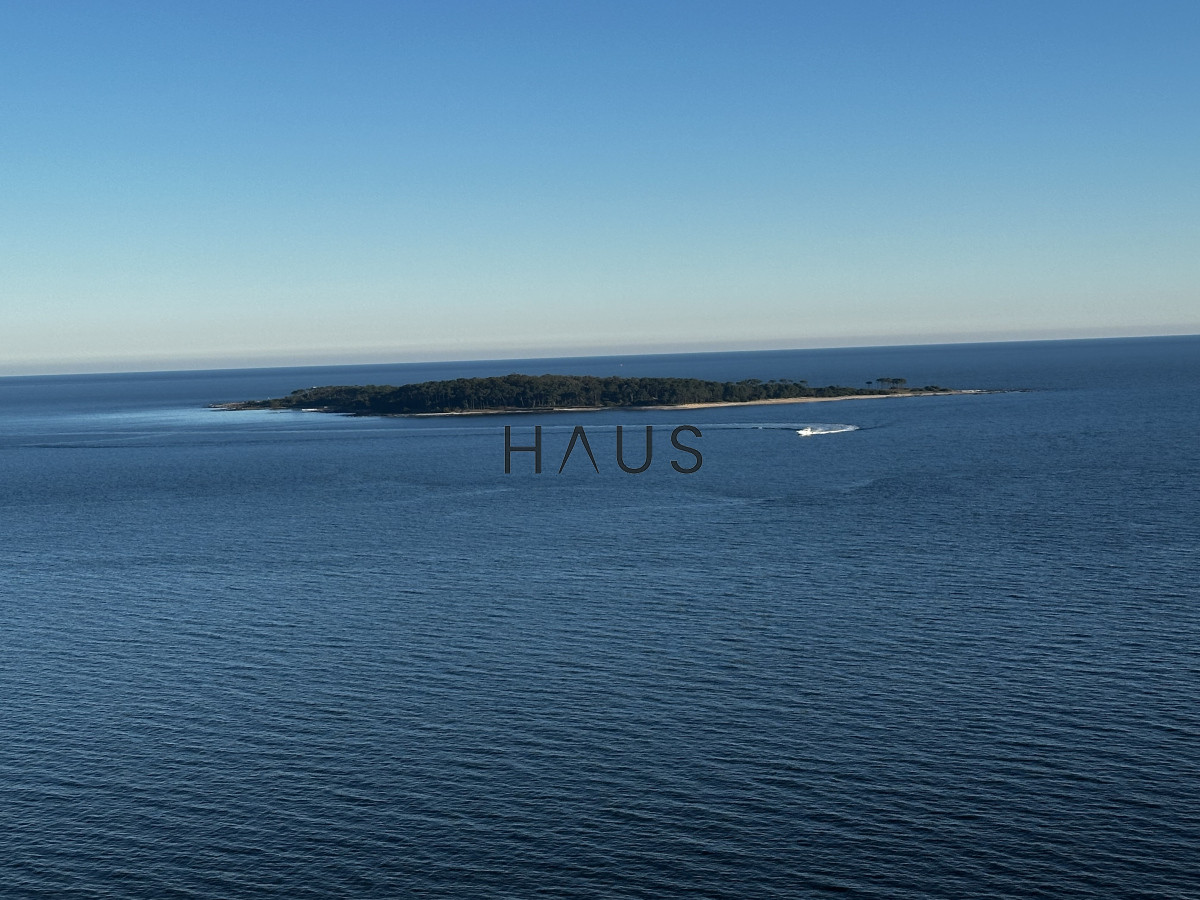 Apartamento ID.336 - SEMI PISO EN AQUARELA