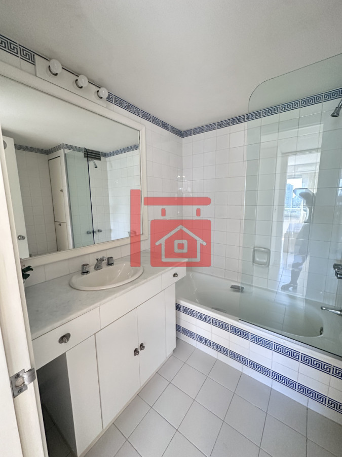 Apartamento ID.223 - Venta Tiburon II vista excelente