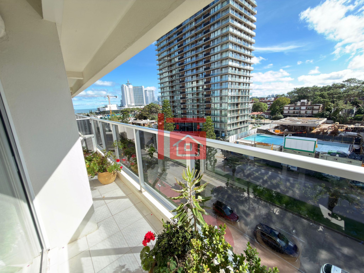 Apartamento ID.221 - Alquiler Anual  y venta