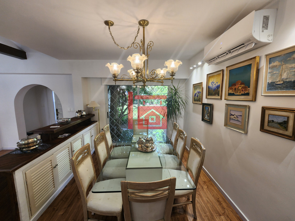 Casa ID.214 - casa en barrio cantegril, un lugar para vivir y soñar 