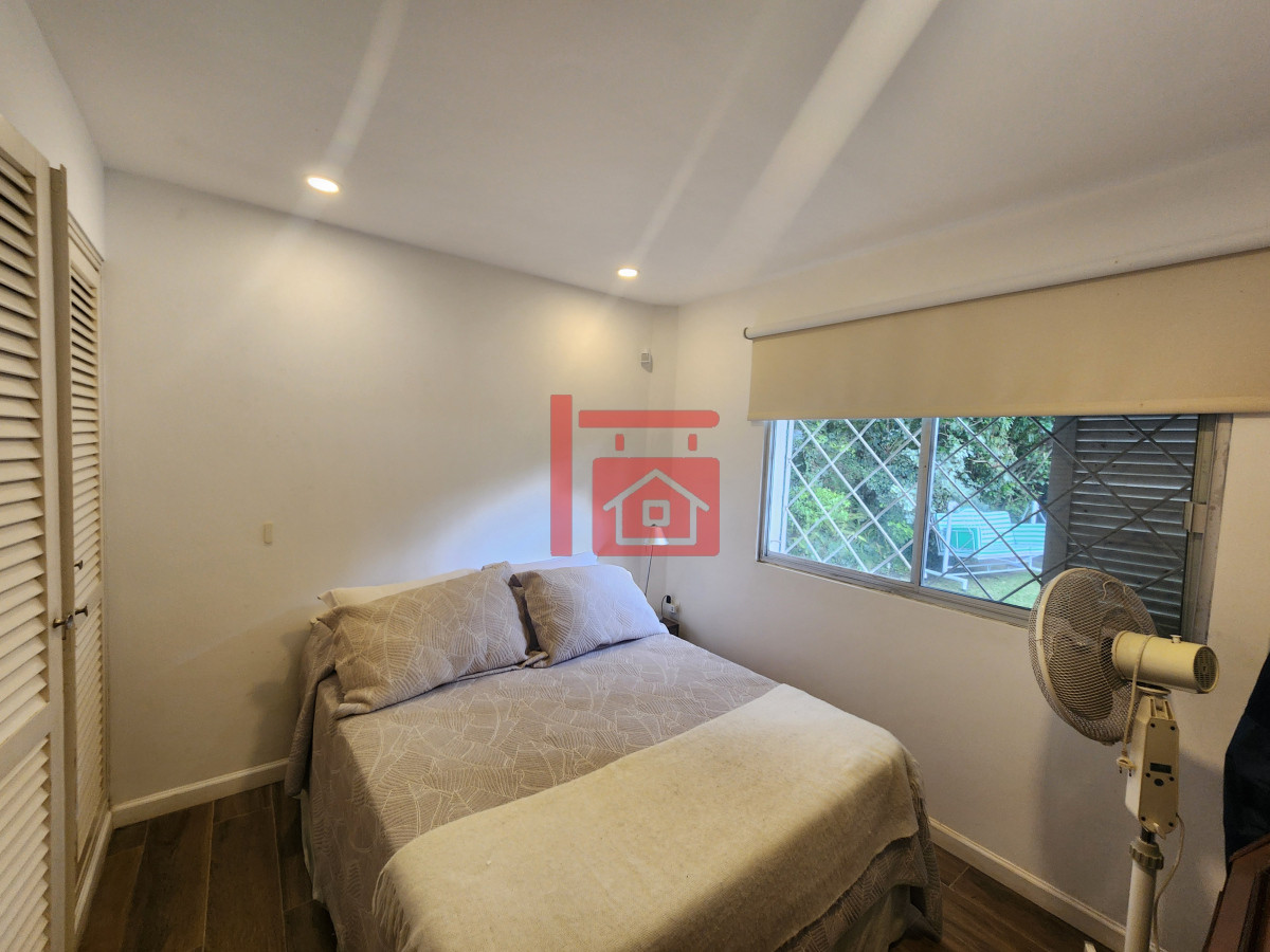 Casa ID.214 - casa en barrio cantegril, un lugar para vivir y soñar 