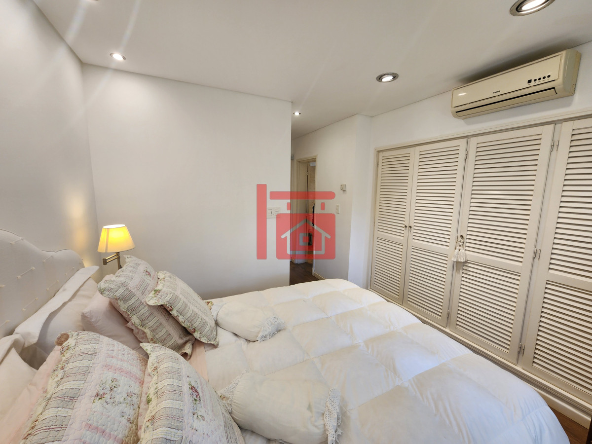 Casa ID.214 - casa en barrio cantegril, un lugar para vivir y soñar 